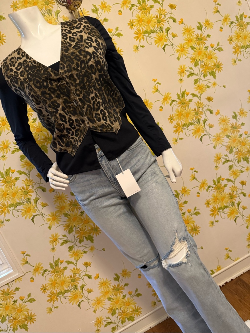 leopard-print vest jacket with a black bottom panel size M